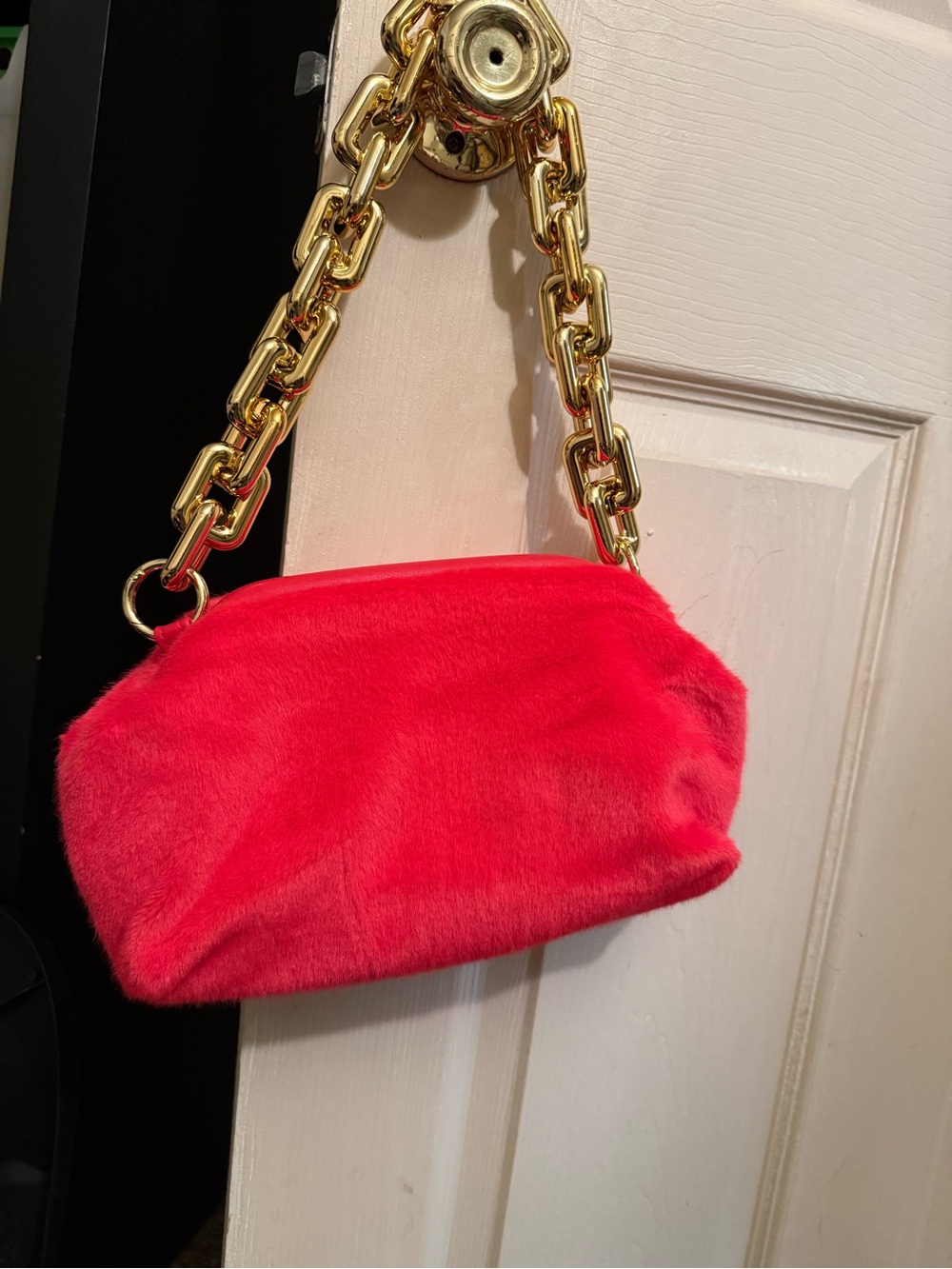 Pink Faux Fur Shoulder Bag with Gold Chain Strap